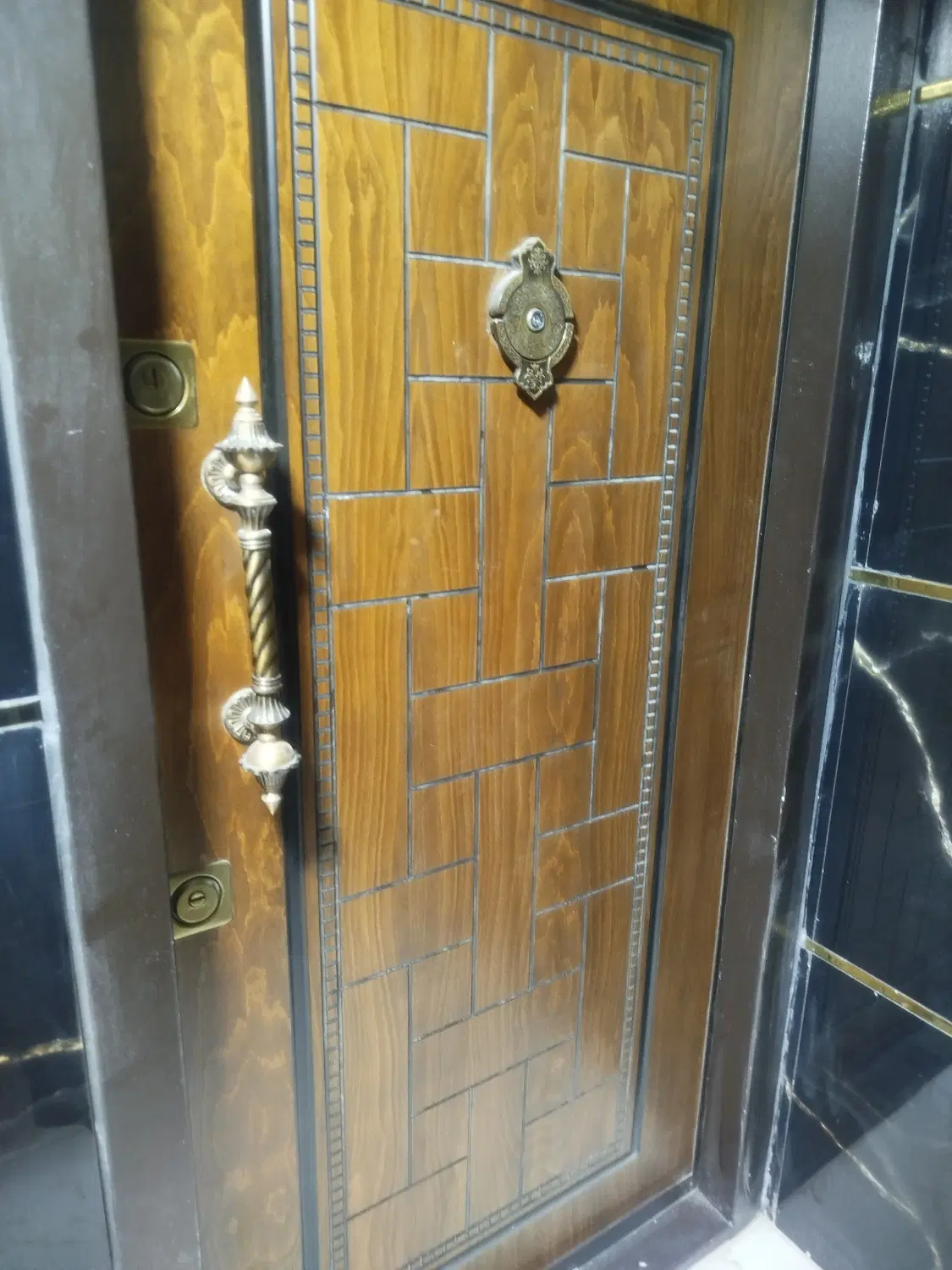 فروش واحد 105 متری شخصی ساز در صدرای 1 - دو خوابه