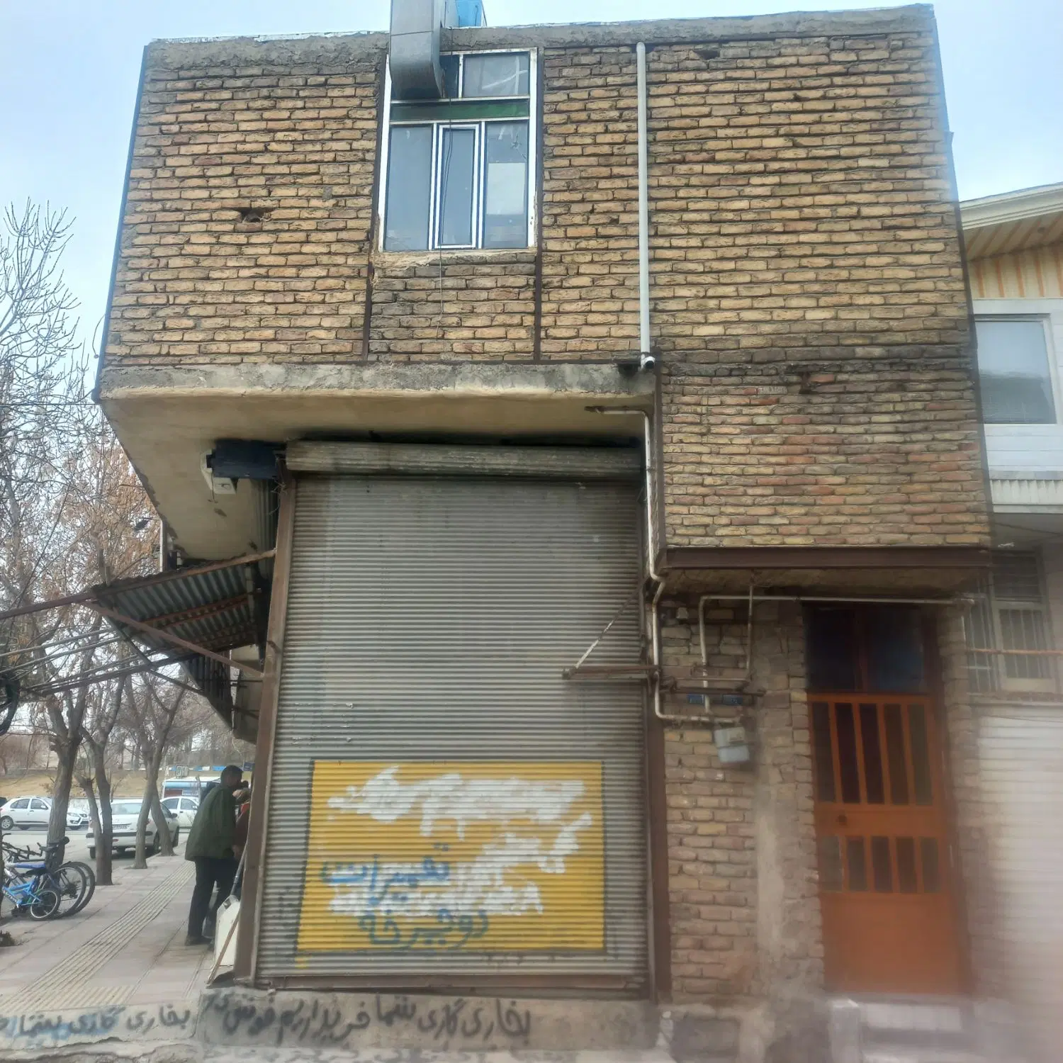 مغازه ۲۰متر با سوییت