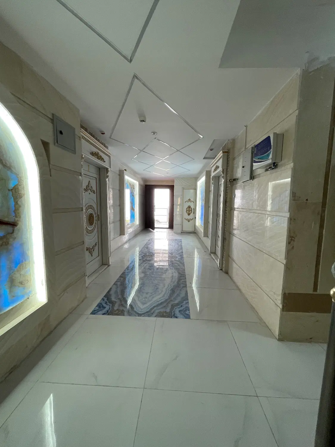 اپارتمان ۲ خوابه باهنر شمالی