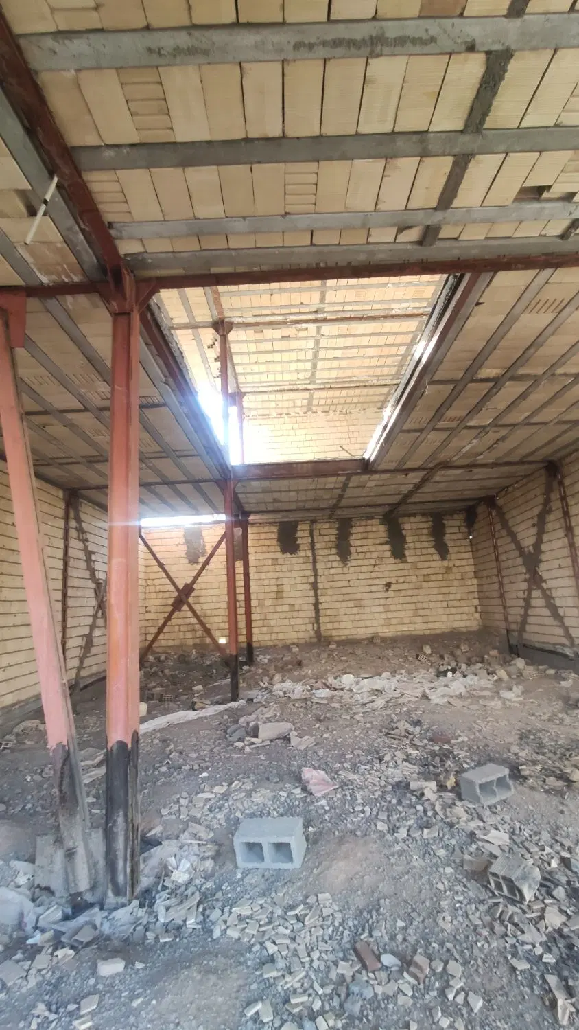 دو نبش ، پزشکان ۳