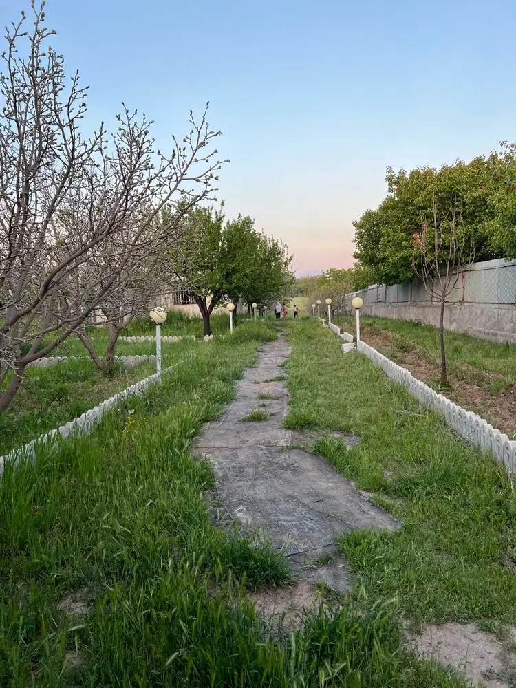 باغ ویلای سرسبز در منطقه ویلایی خوش آب هوای بهاران
