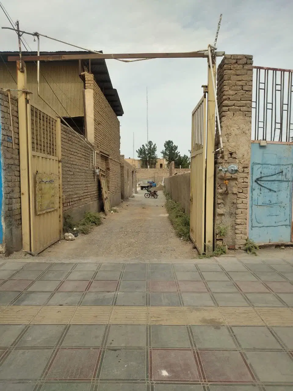 اجاره  زمین در شهر قنوات