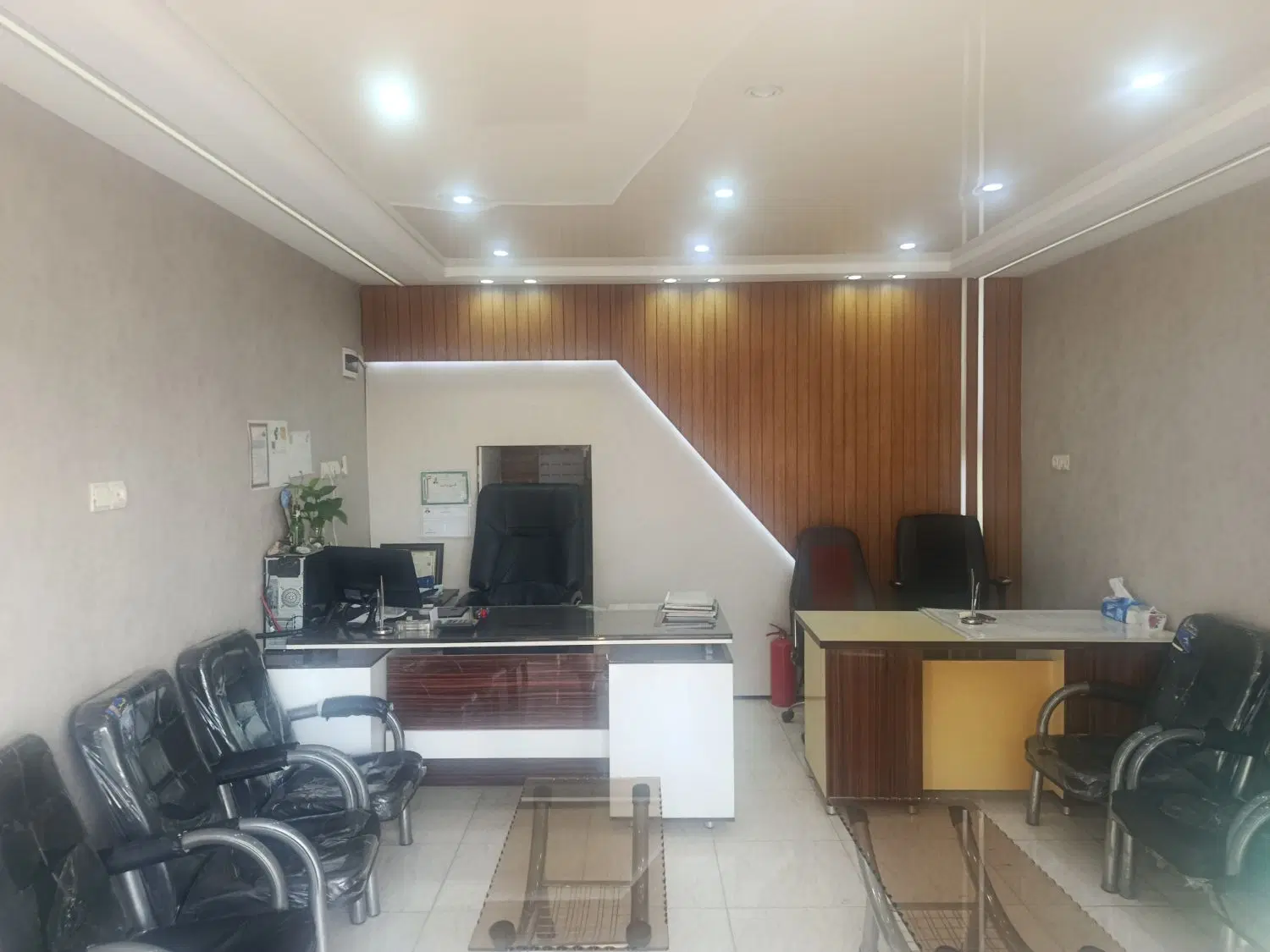 مغازه تجاری بر بلوار مطهری