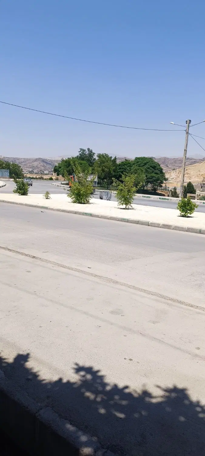 خانه تجاری مسکونی جلو خیابان اصلی