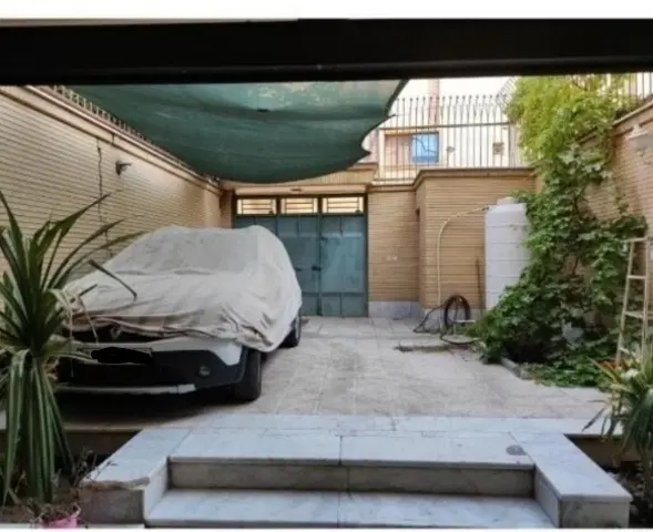 اجاره دو طبقه ویلایی دربست خانه اصفهان