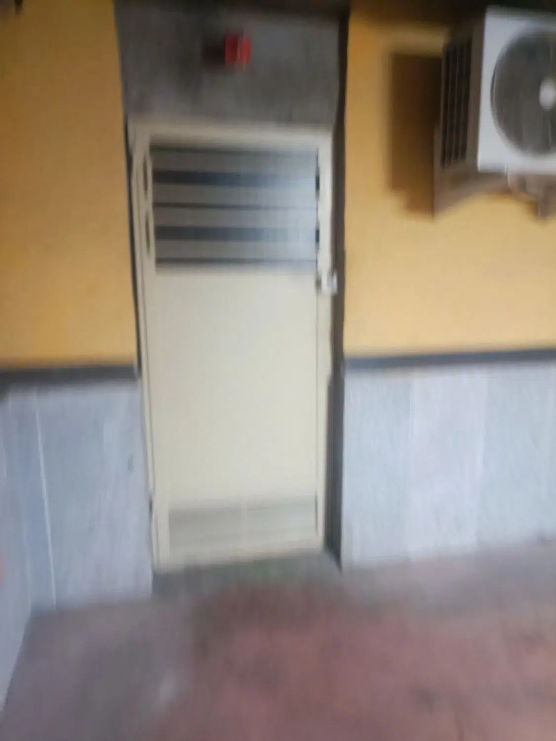 اجاره انباری 15متری