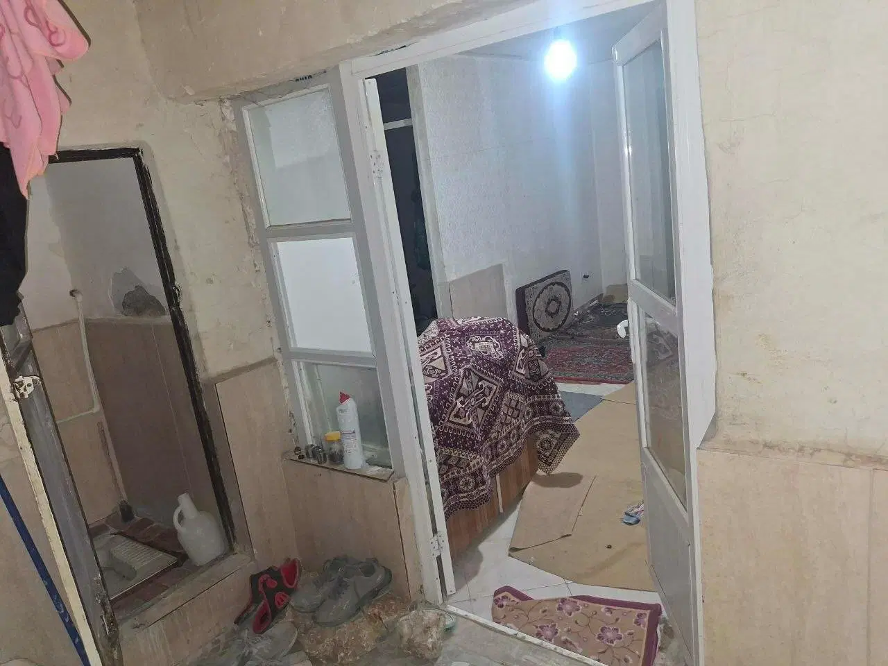 منزل حیاط دار موتور رو دربست