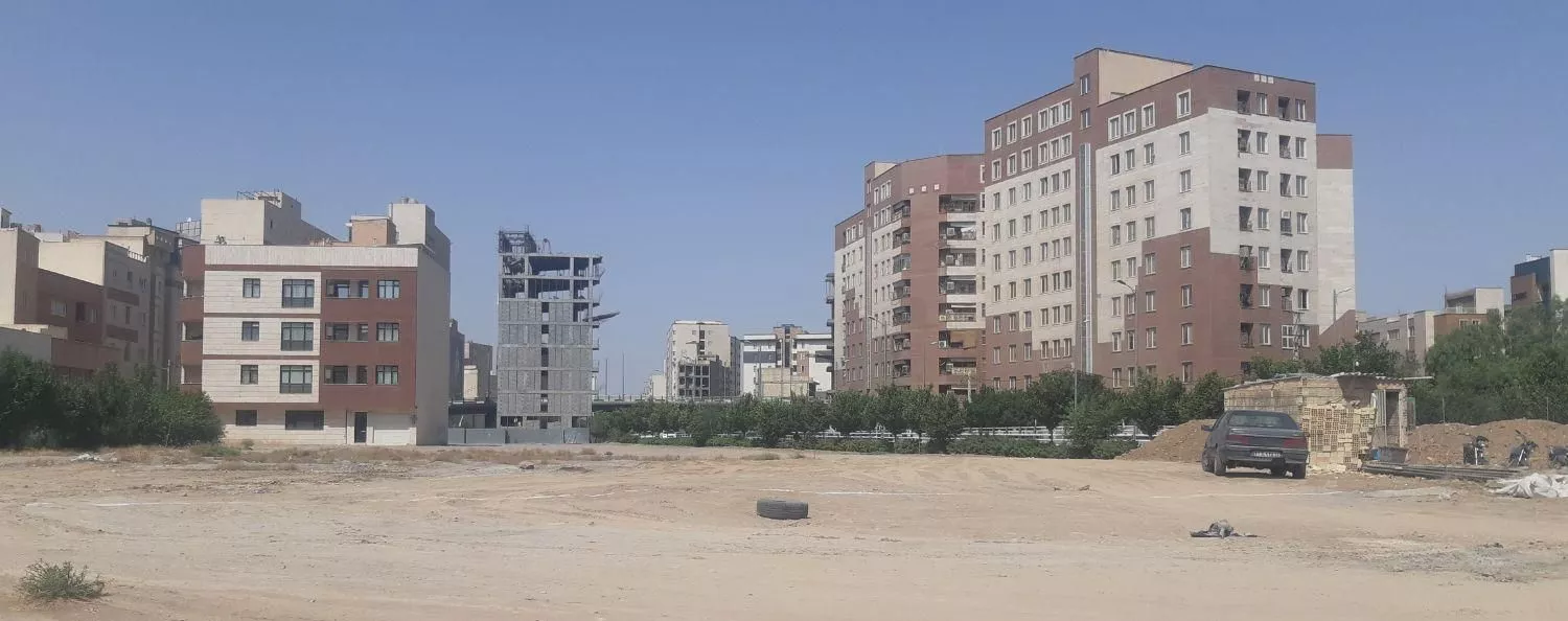 ۲۲۶مترمحمودنژاد دوکله پروانه8سقف اخذشده همکف تجاری