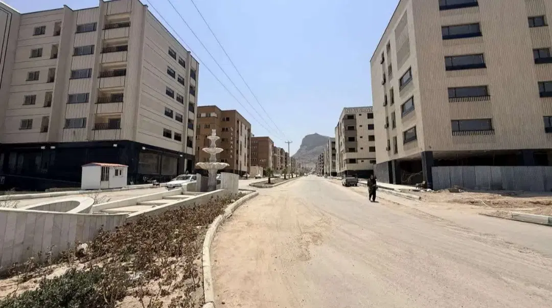 طبقه دوم گل نرگس خوش نقشه  دو خواب جنوبی