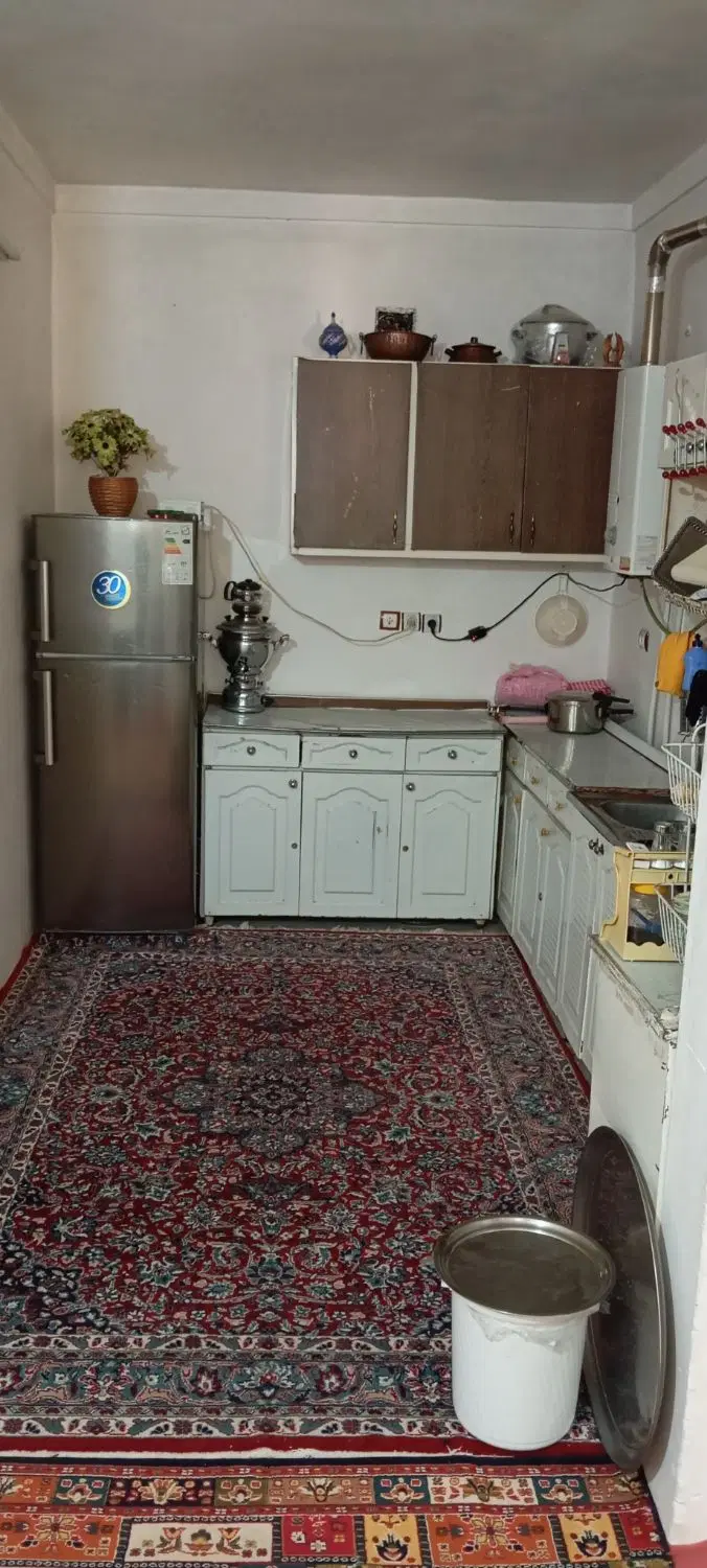 یک واحد مسکونی نقلی
