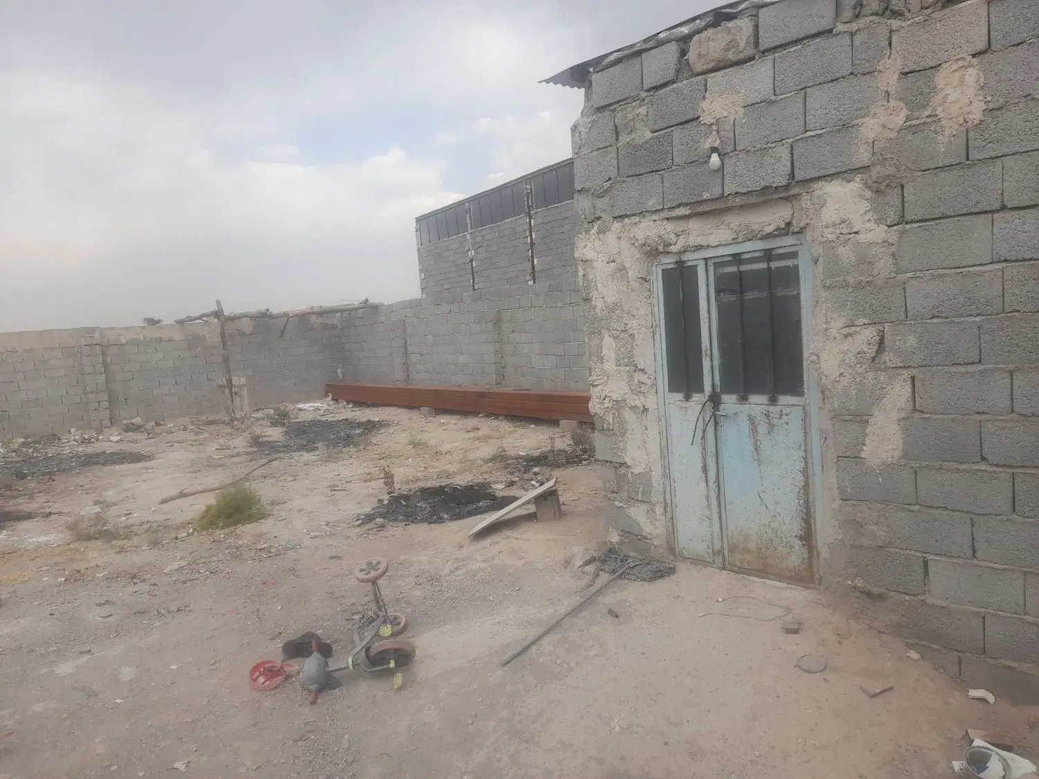 کارگاه ۵۰۰ متری داری آب وبرق