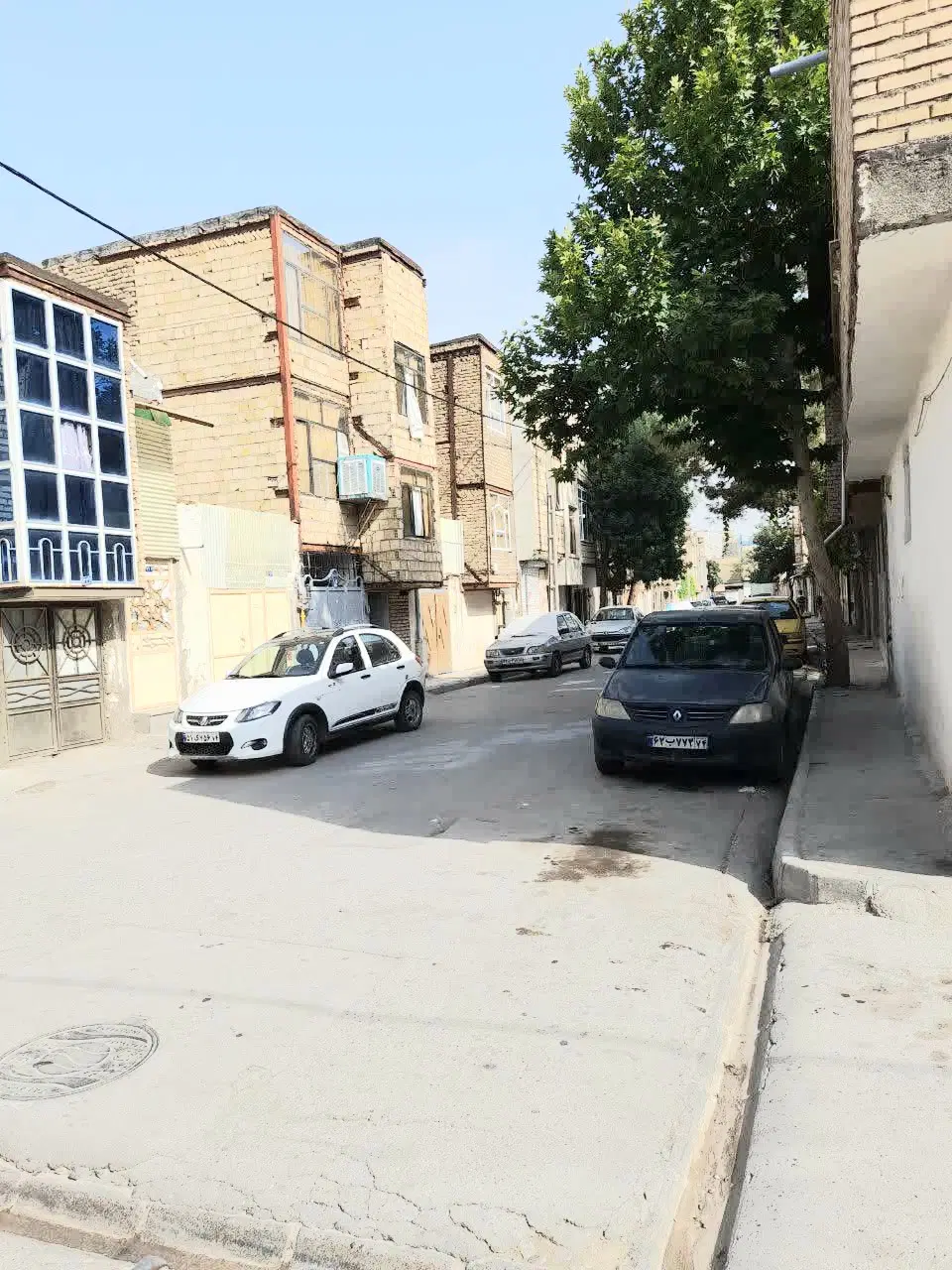 خانه*تمیز*اسکلت*میلان پهن درب حاشیه*قیمت مناسب