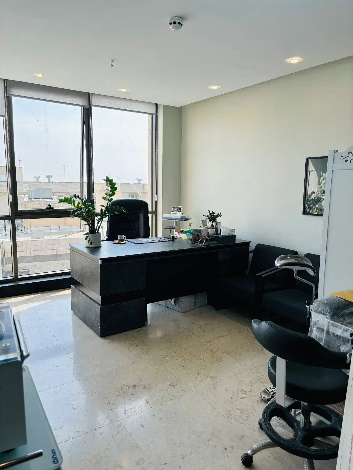 اجاره اتاق در مطب زیبایی واقع در کامرانیه ی شمالی