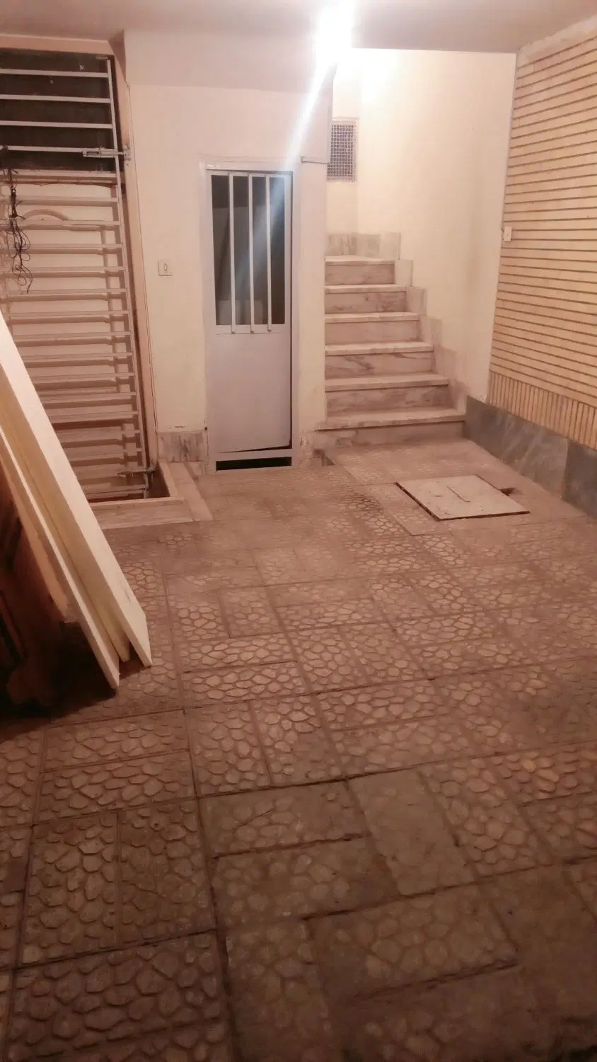 اجاره دربستی ۹۰متری خیابان شیخ فائض