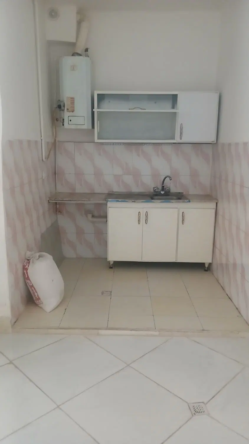 رهن و اجاره آپارتمان طبقه همکف