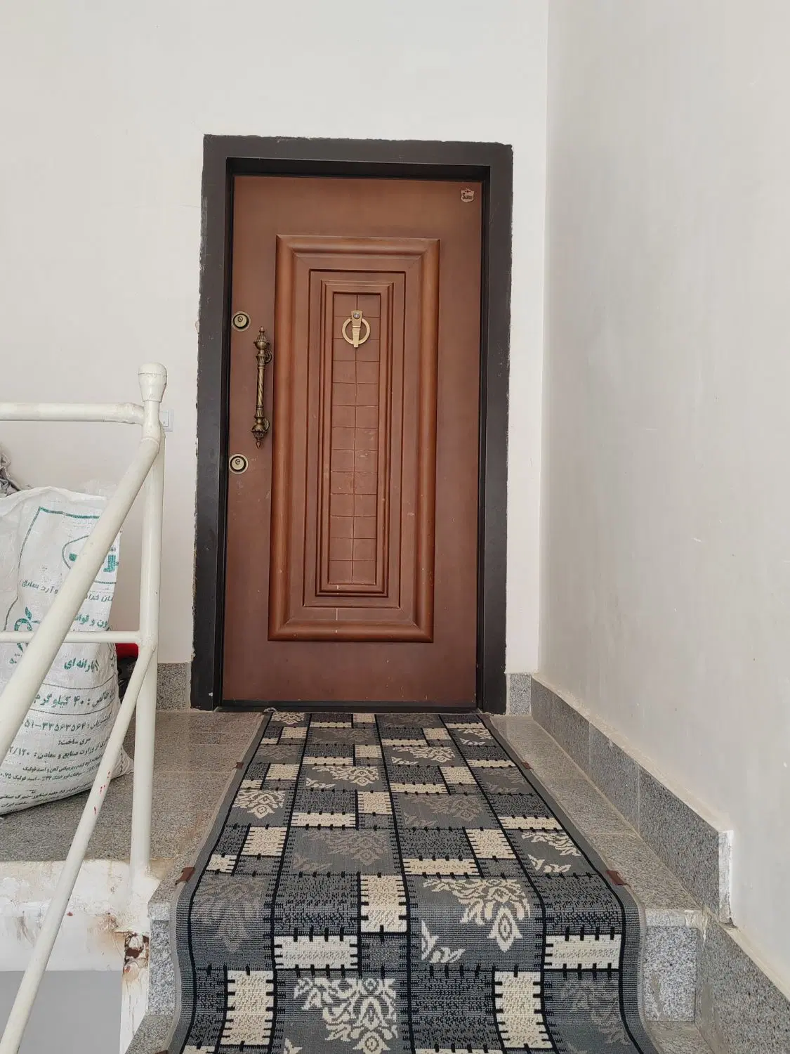 منزل مسکونی حیاط دار
