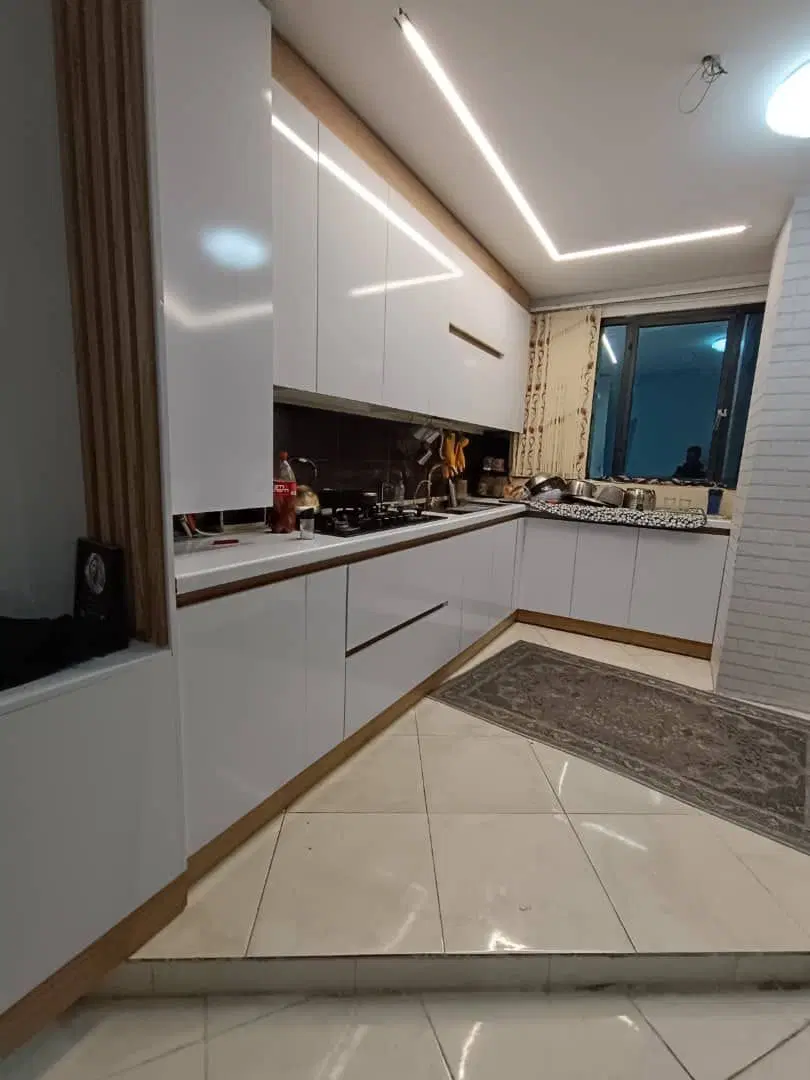 رهن و اجاره ویلایی تمیز 2خواب سالن بزرگ 300 با 18