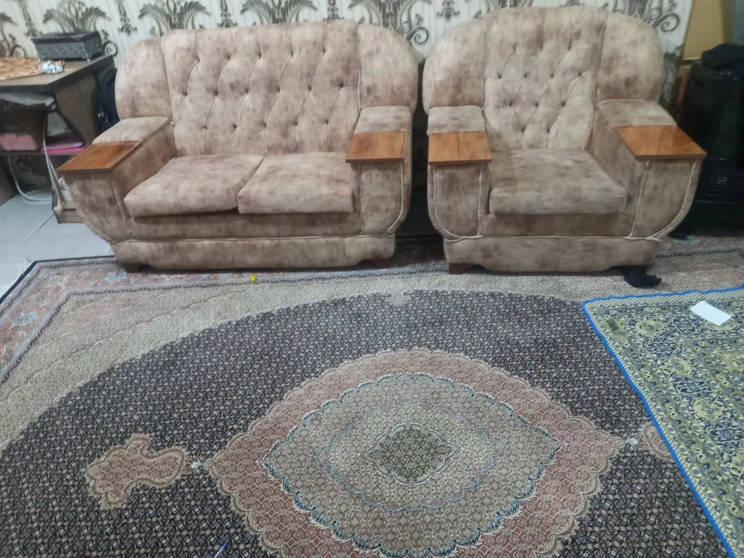 آپارتمان ۳ طبقه