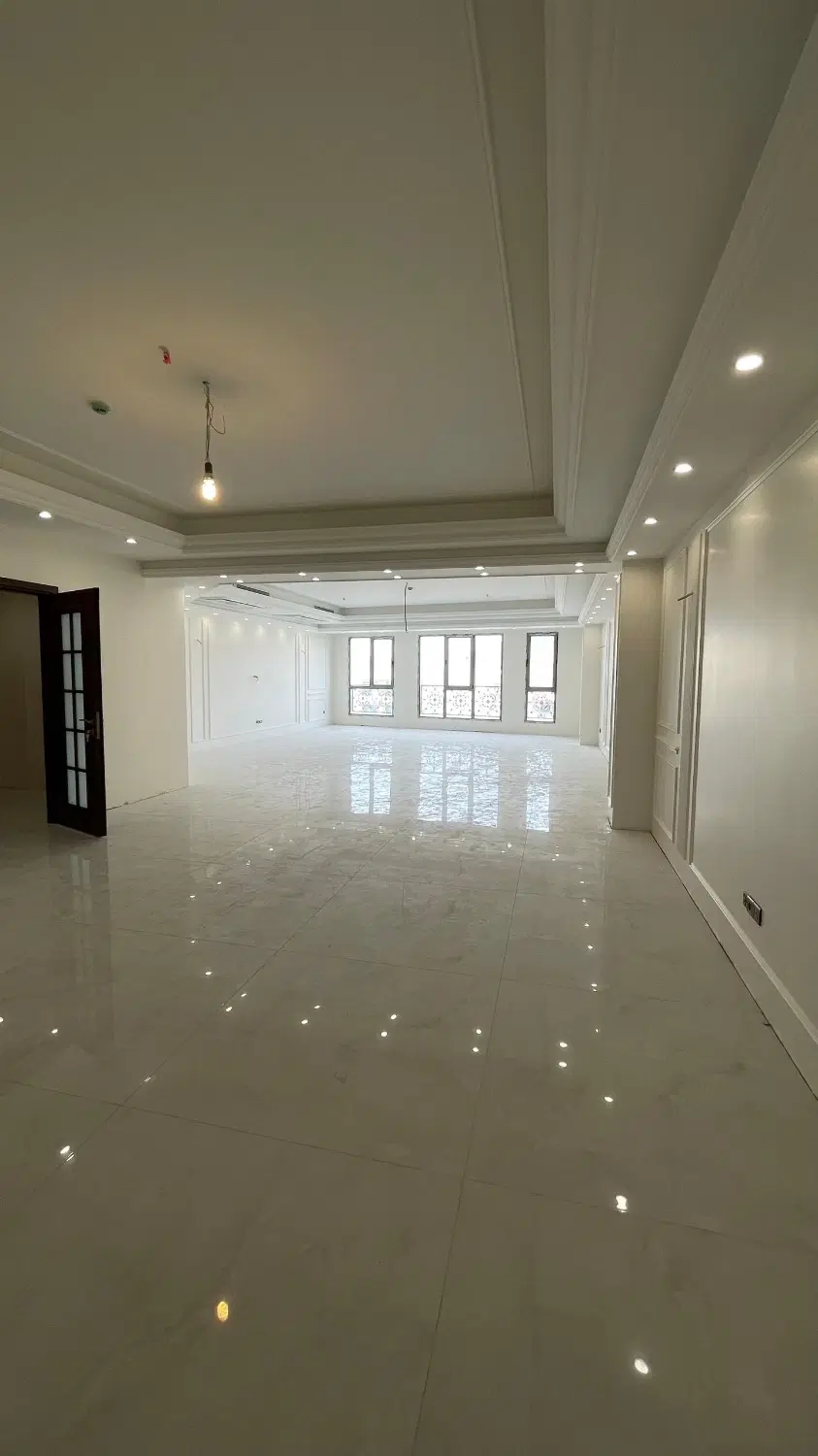آپارتمان ۳۹۰ متری آبرسان گلباد