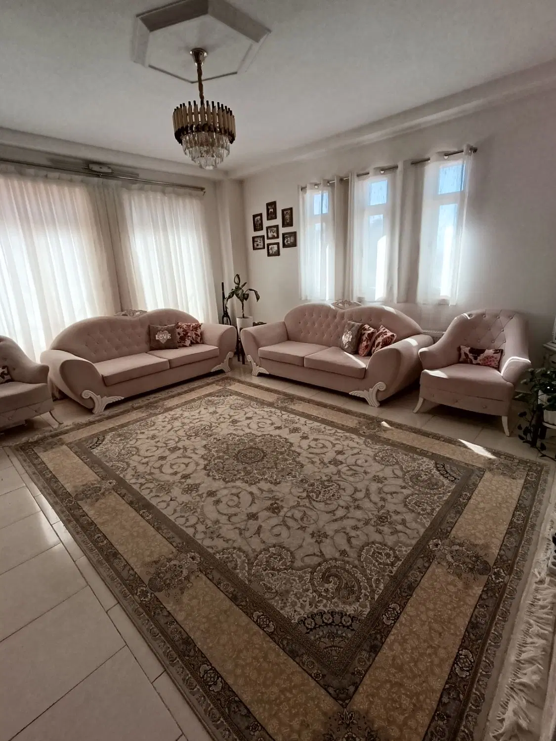 آپارتمان شیک و تمیز