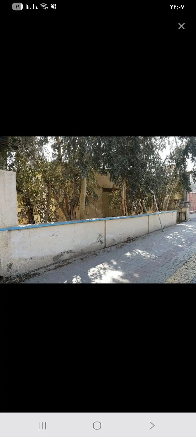 زمین ۴۳۰ متر