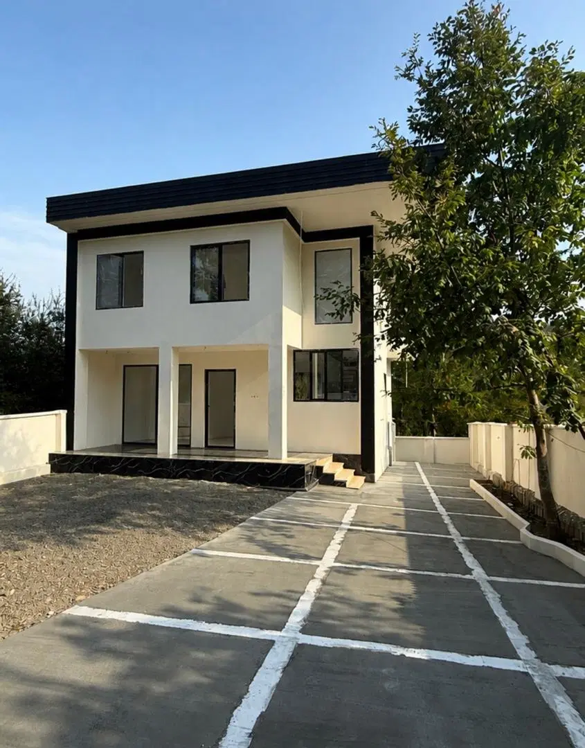 ۱۶۰ متر ویلای دوبلکس _ داخل بافت _  سندی