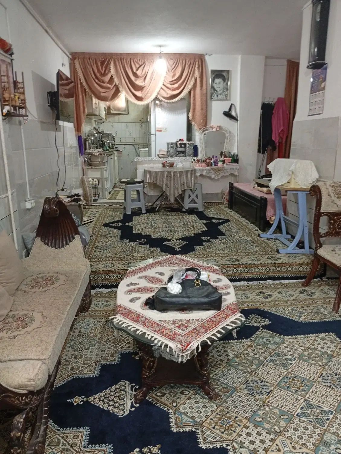 منزل سه طبقه کوچه خندان