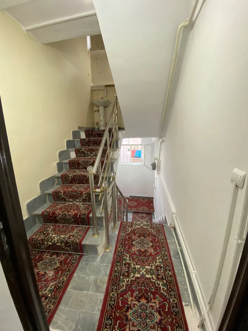 خانه ۶۵ متری ماشین رو در بهشتی عباسی