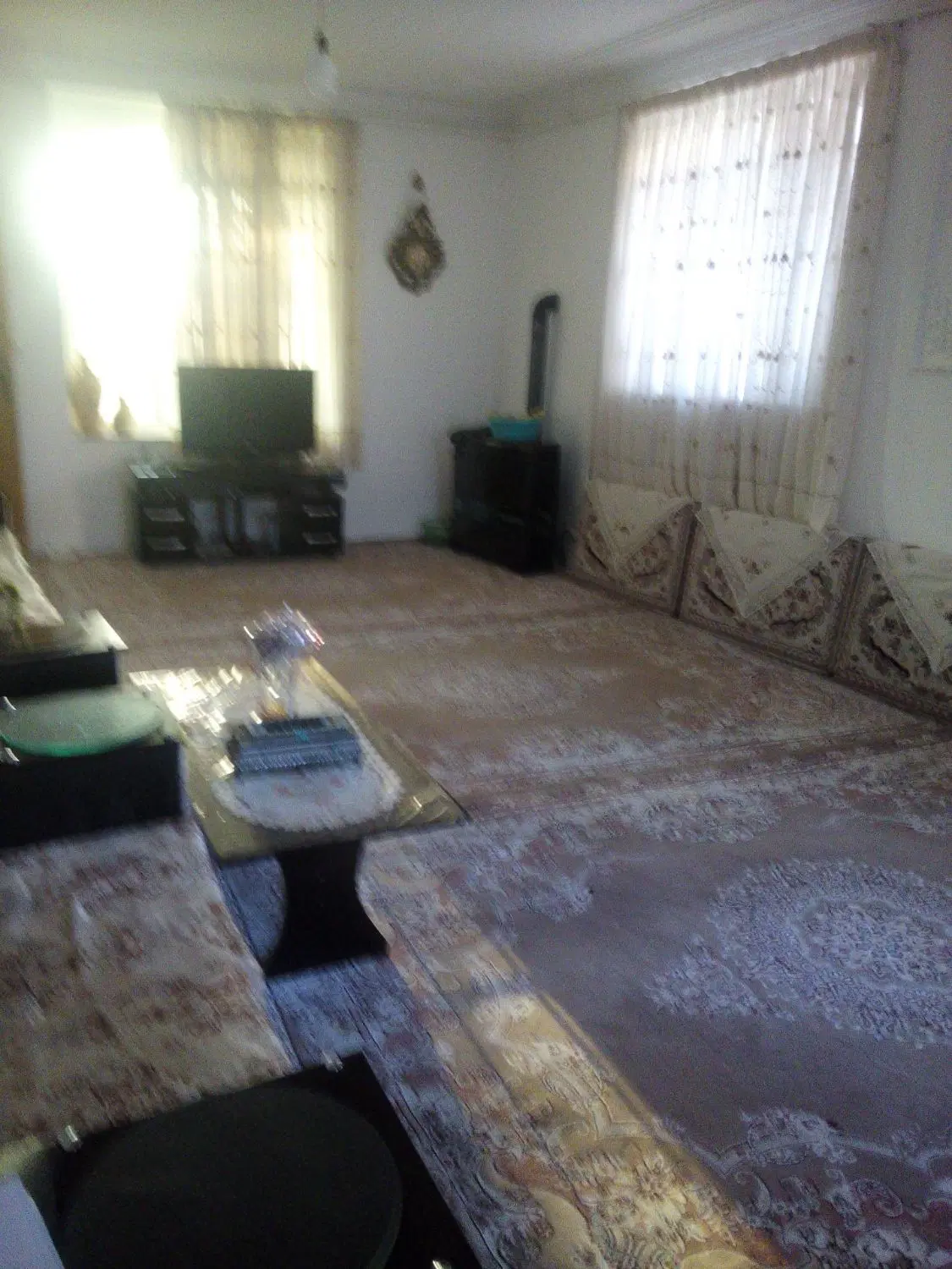 ملکی سه نبش ماشین رو دوشان طبقه اول