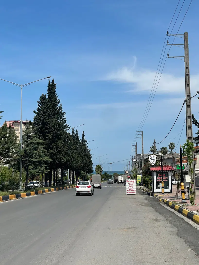۳۳۲ متر بر رادیو دریا تاپ لوکیشن ساحلی