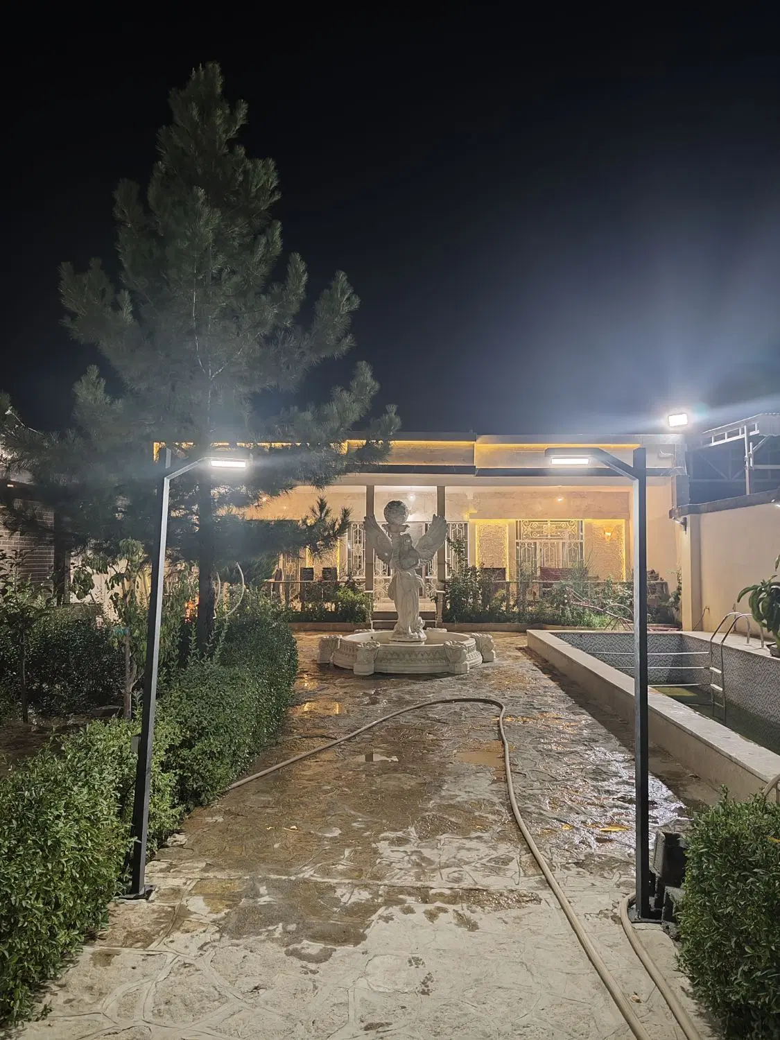 باغ ویلا  مجتمع گوهردشت(ساغروان)