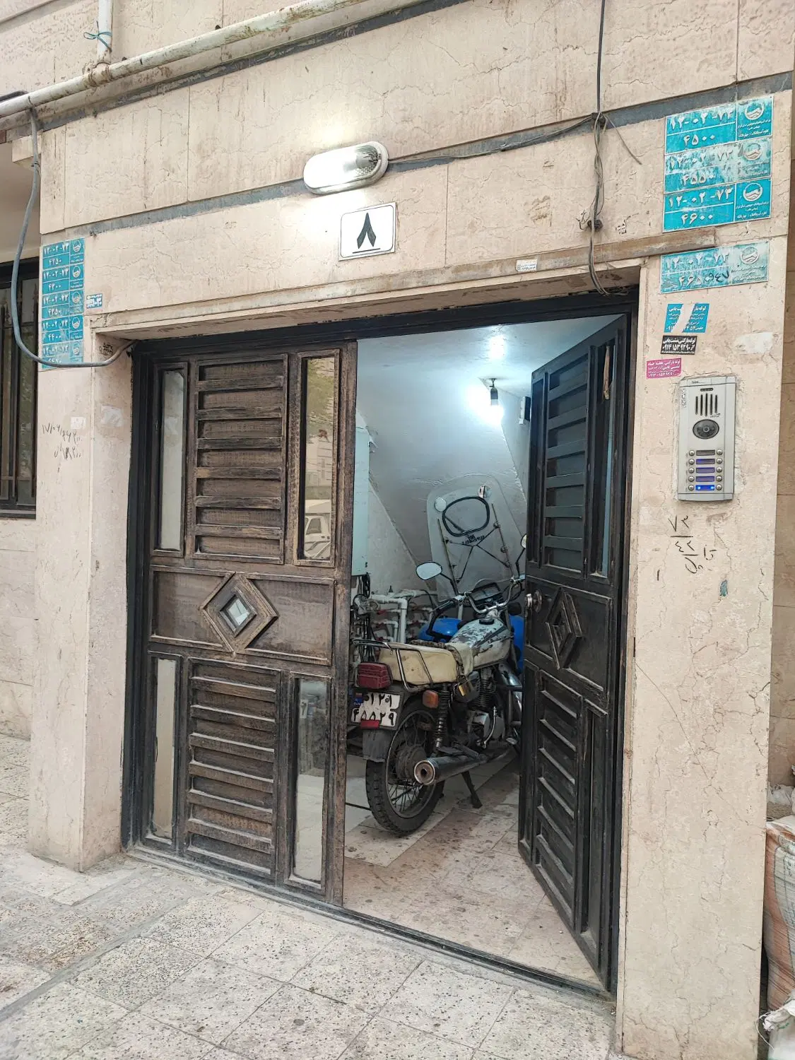 آپارتمان خوش نقشه