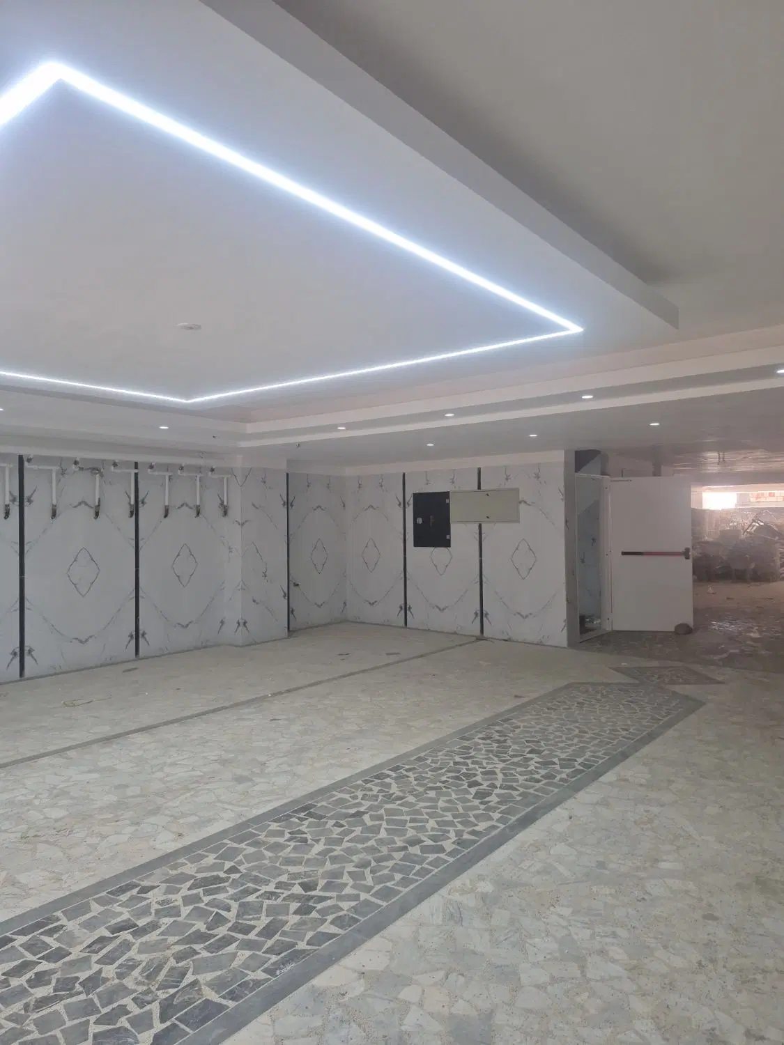 آپارتمان ۱۱۵ متری باغ زمانی