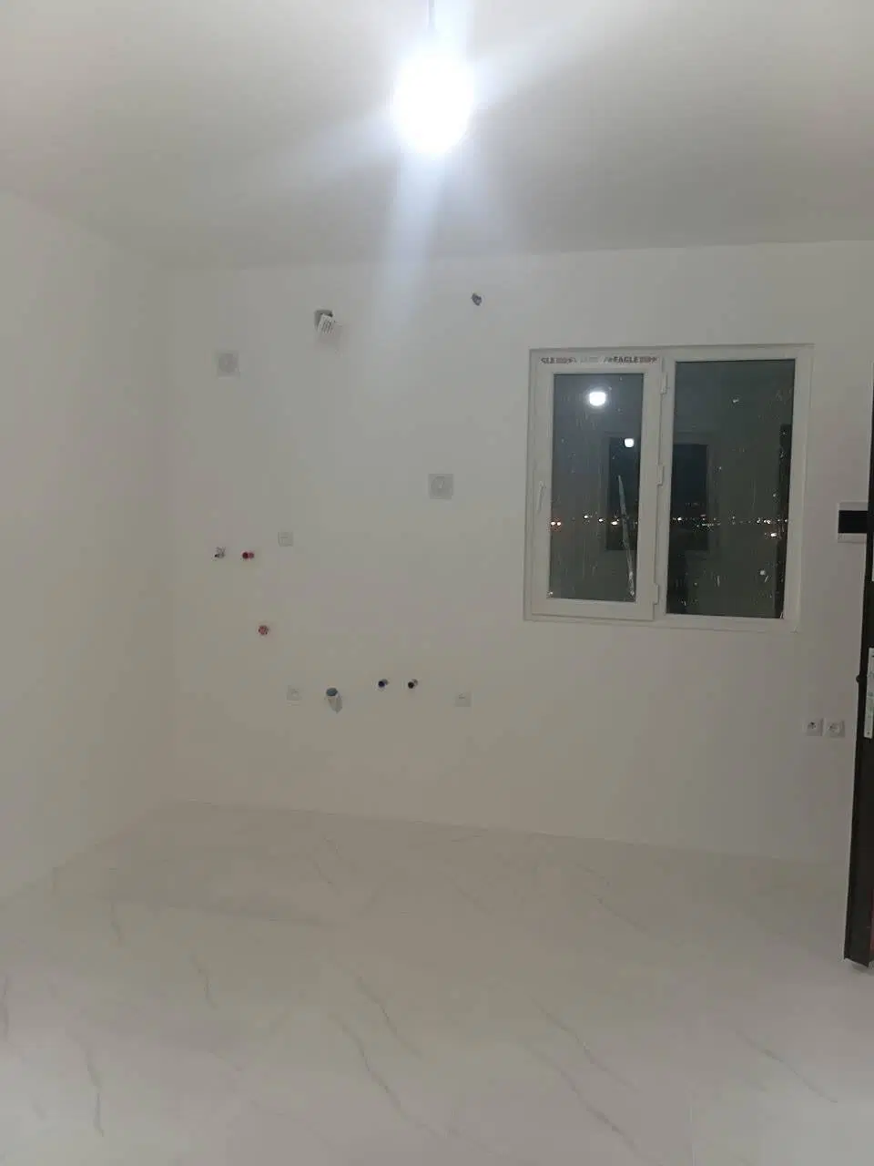 سوئیت 28 متری کلید نخورده