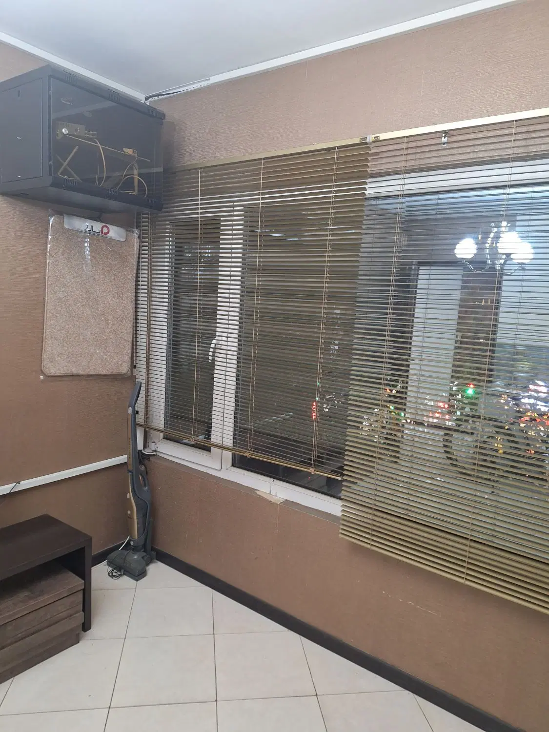 دفتر کار تجاری