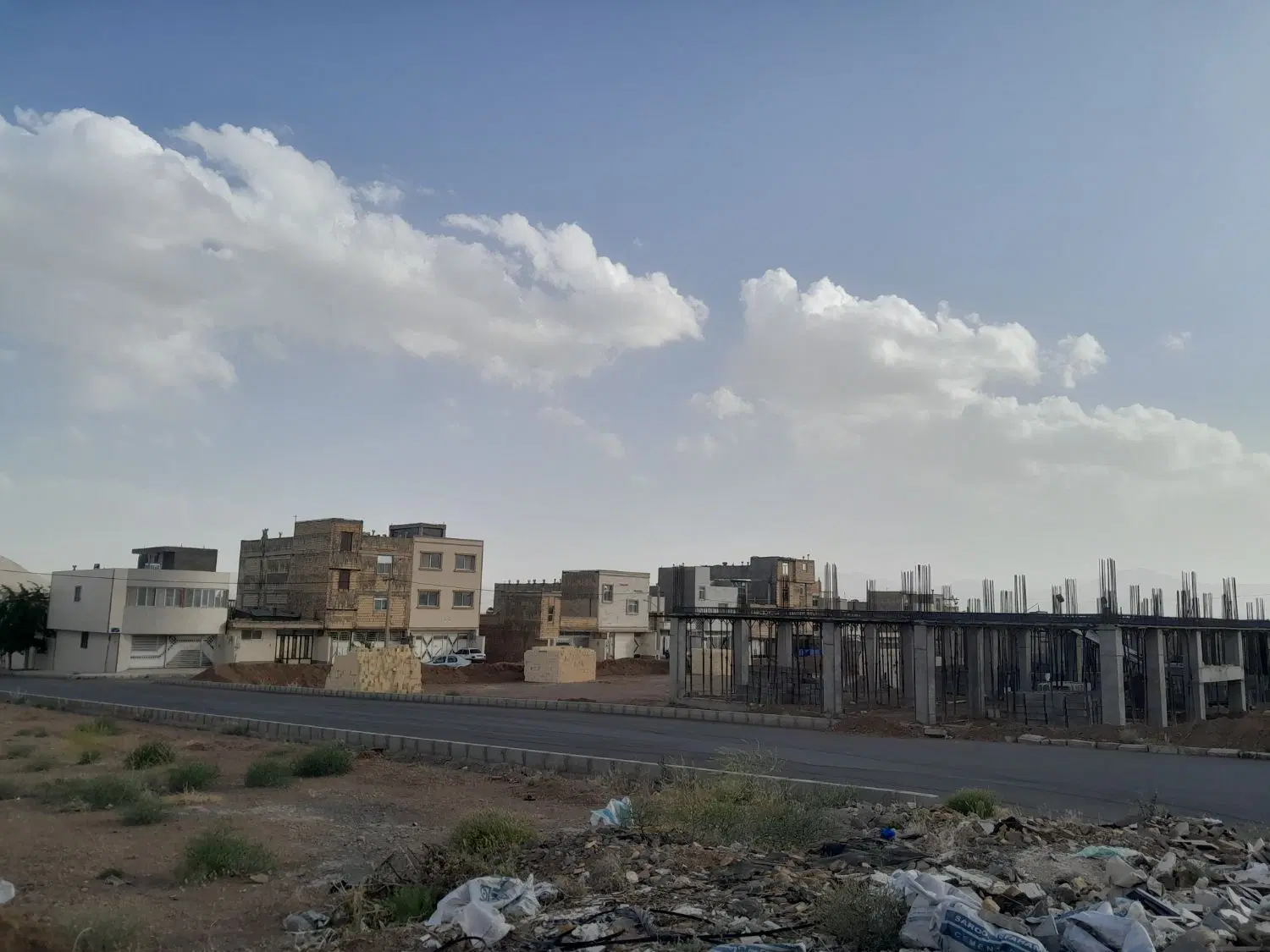 زمین مسکونی