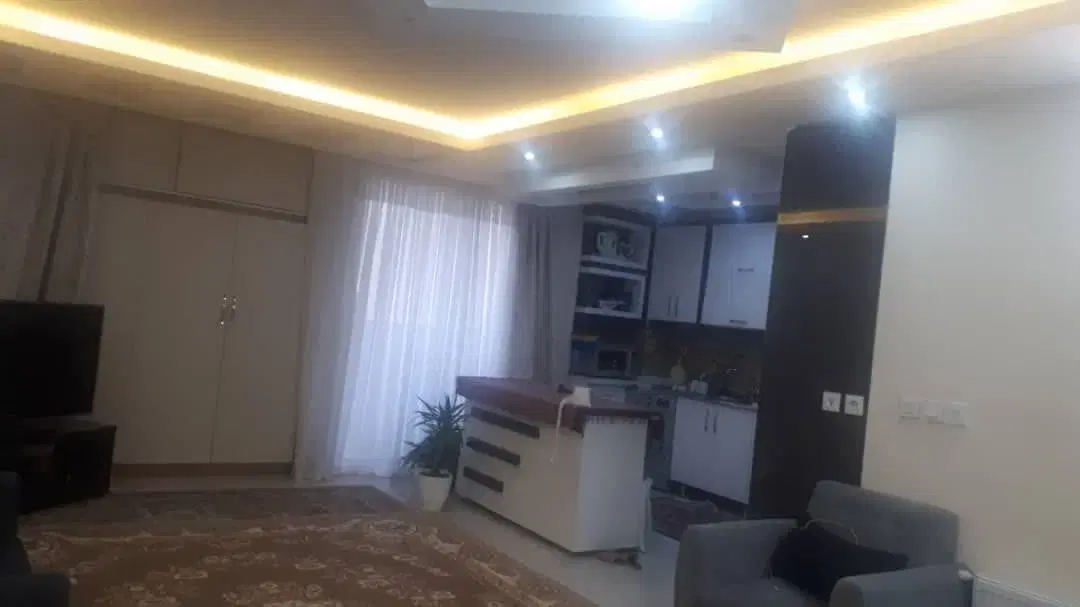 واحد 100متری فول امکانات