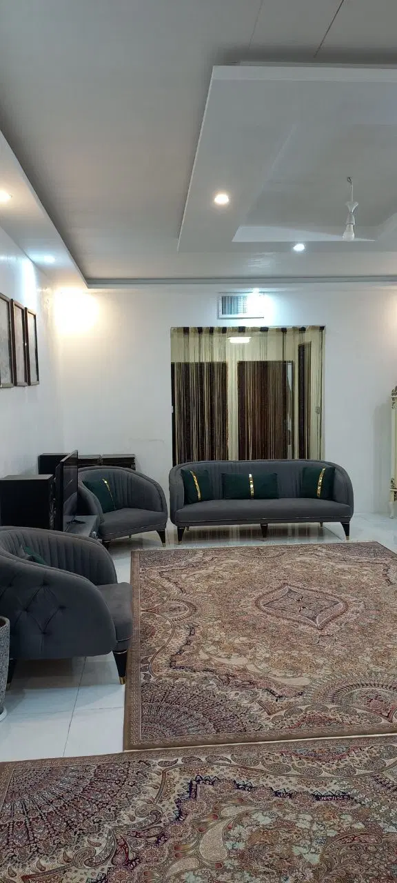 فروش آپارتمان طبقه چهارم