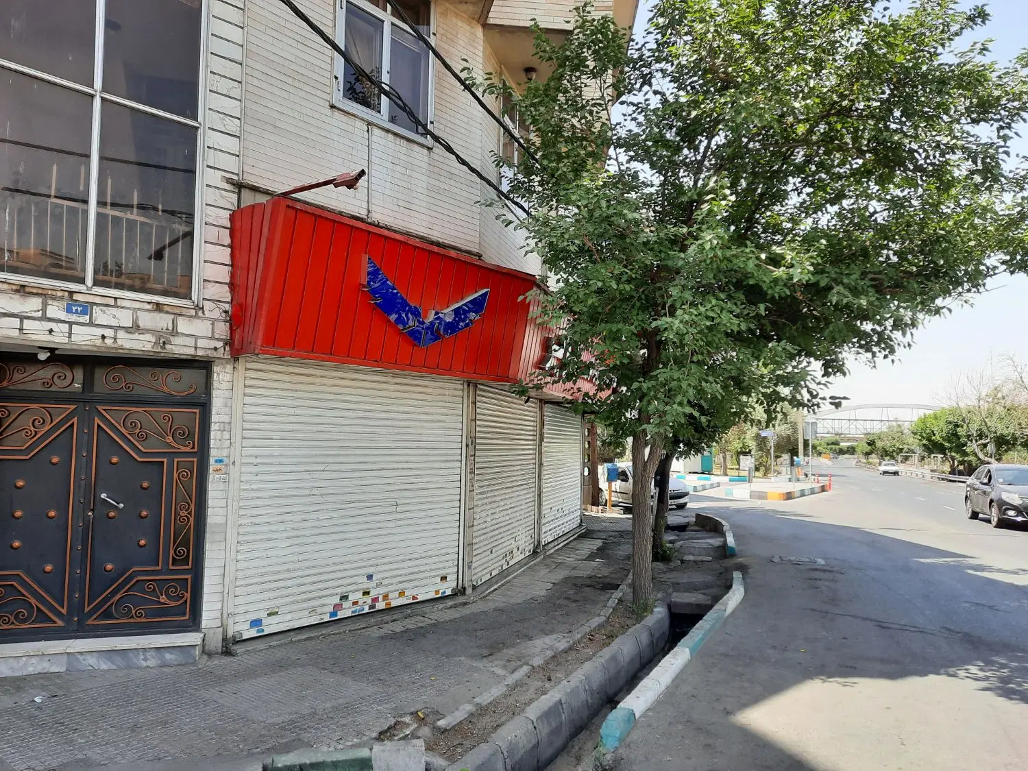 مغازه ۵۱ متری  تجاری بر بلوار ابوذر