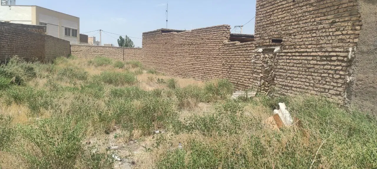 زمین مسکونی