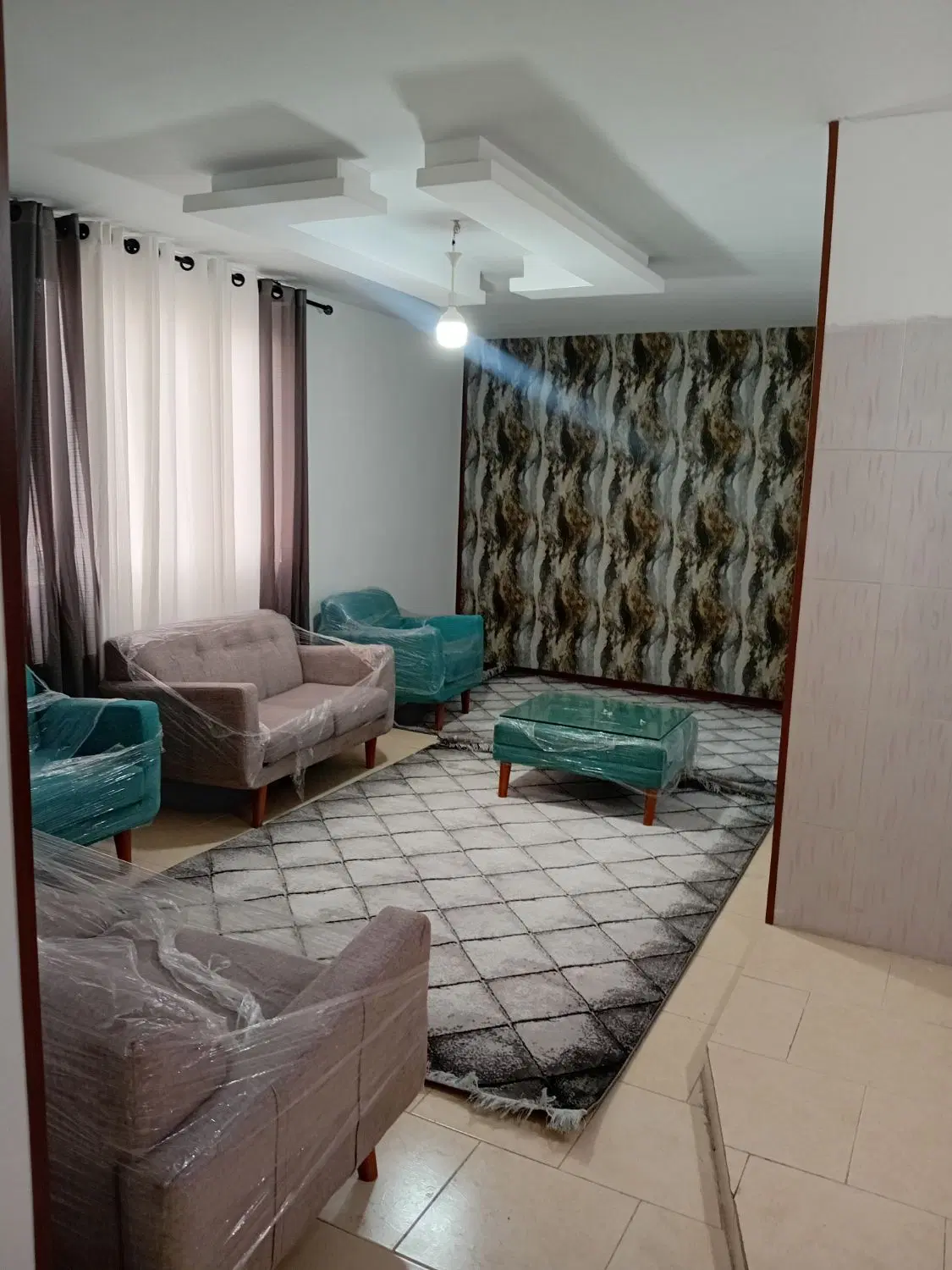 فروش واحد مبله_پارکینگ‌مسقف_انباری_شهرک ابریشم