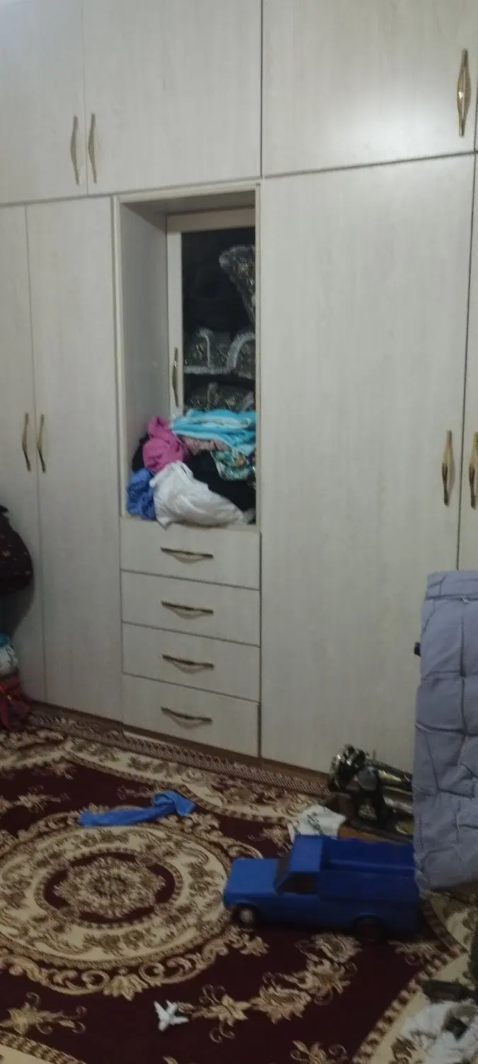 منزل 90متری درب حیاط  نماشده