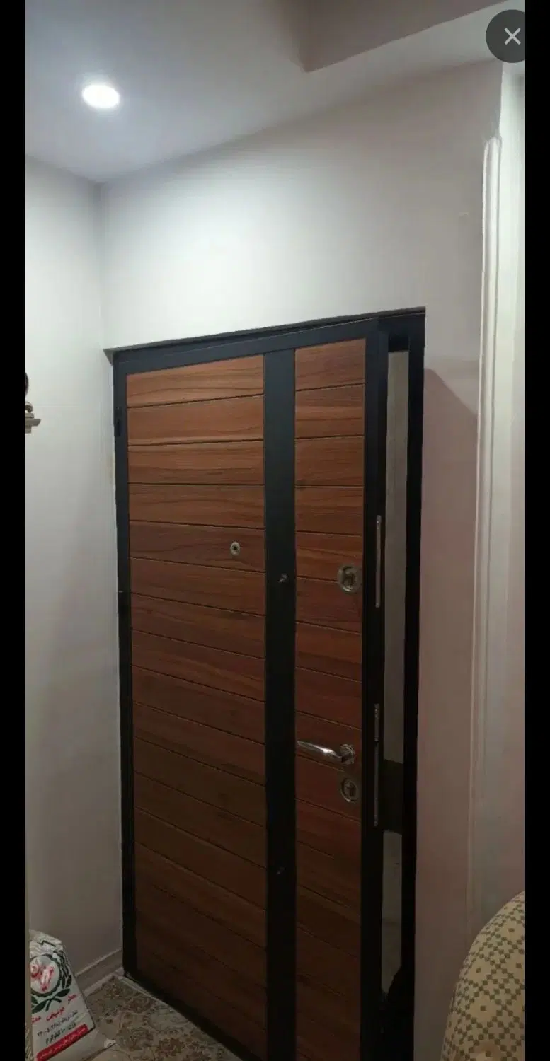 خانه کلنگی ۳۸ متر ۲ طبقه حیاط دار  قابل تجمیع