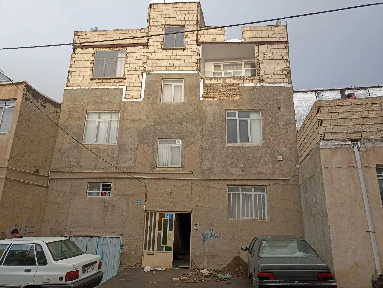 فروش طبقه همکف