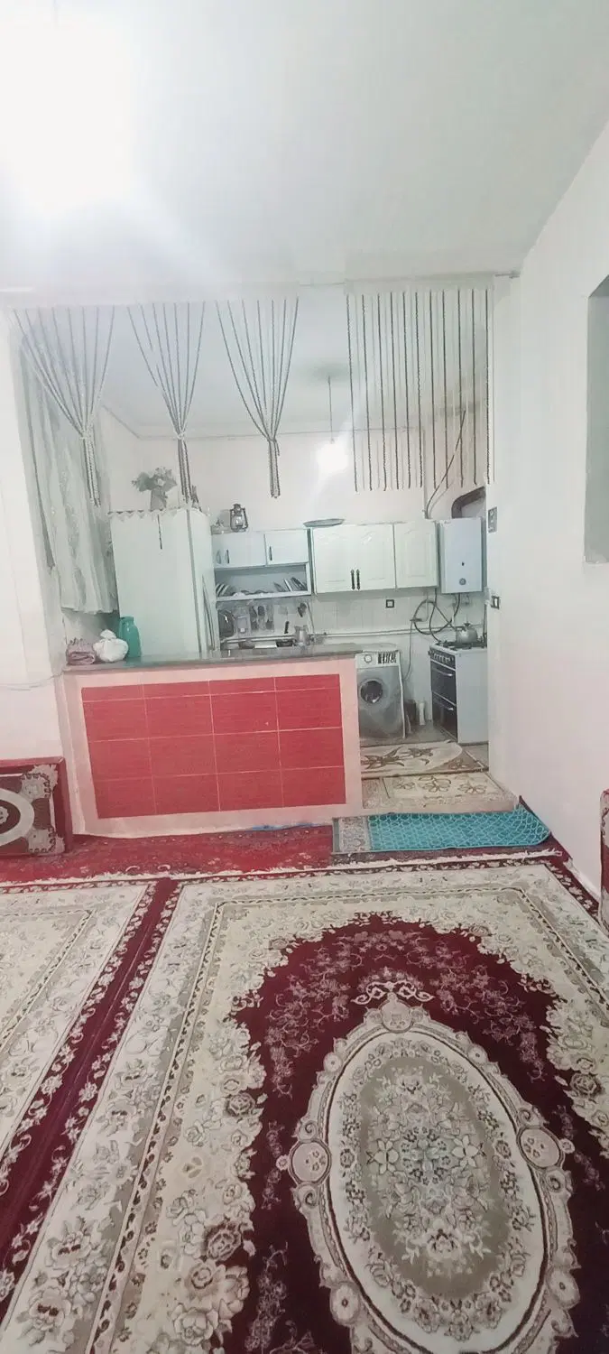 خانه دو طبقه جعفرآباد خ شریعتی