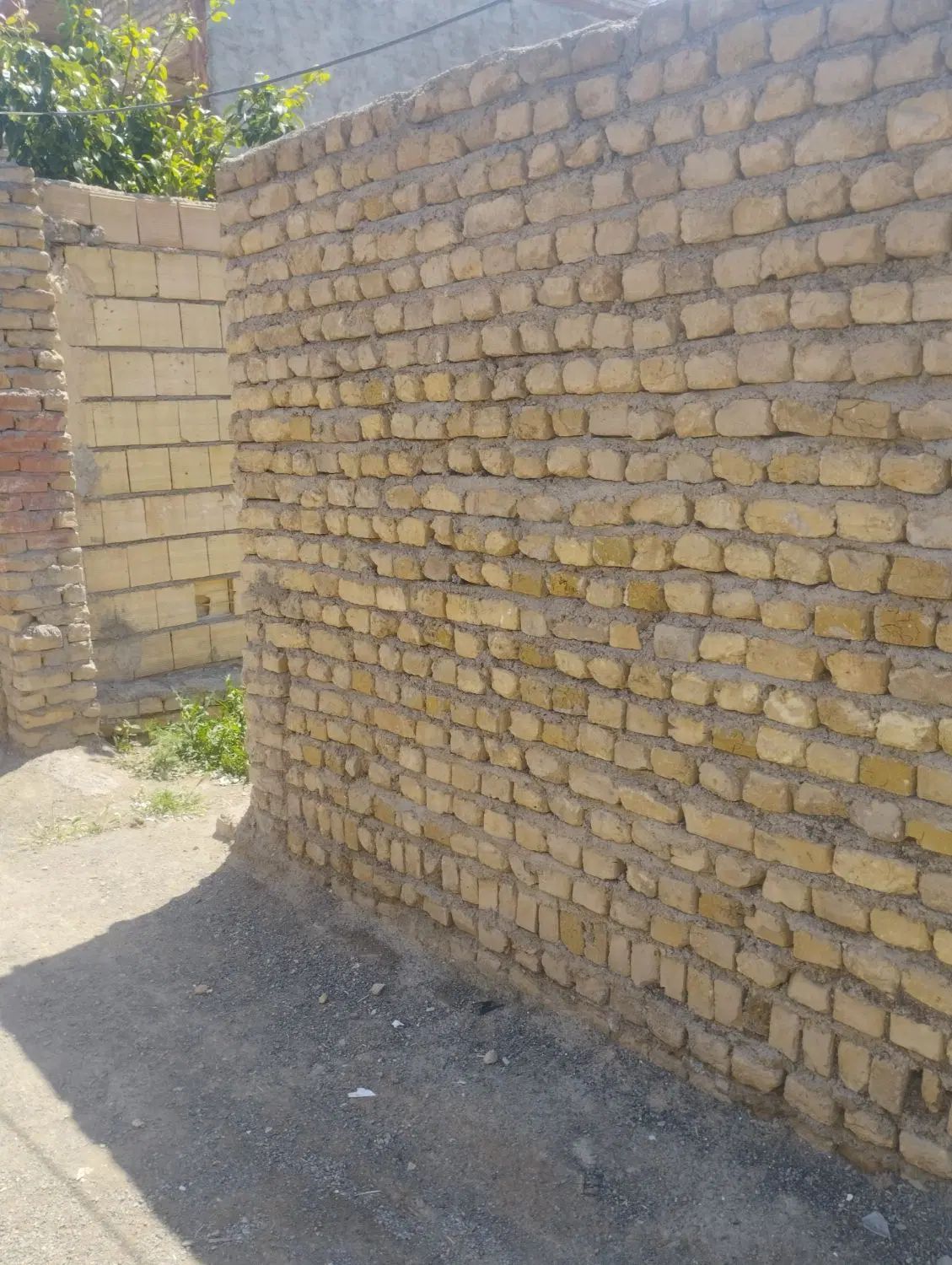 زمین نیمه ساز اسکلت  ۱۰۰متر