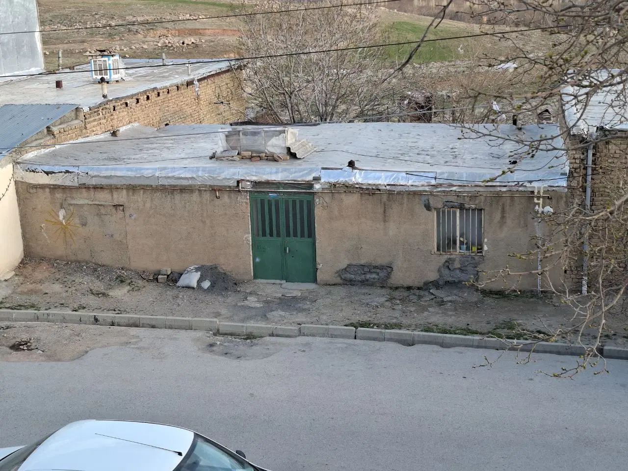 خانه ویلایی جوادیه۳۰۰ متر کلنگی قولنامه ای