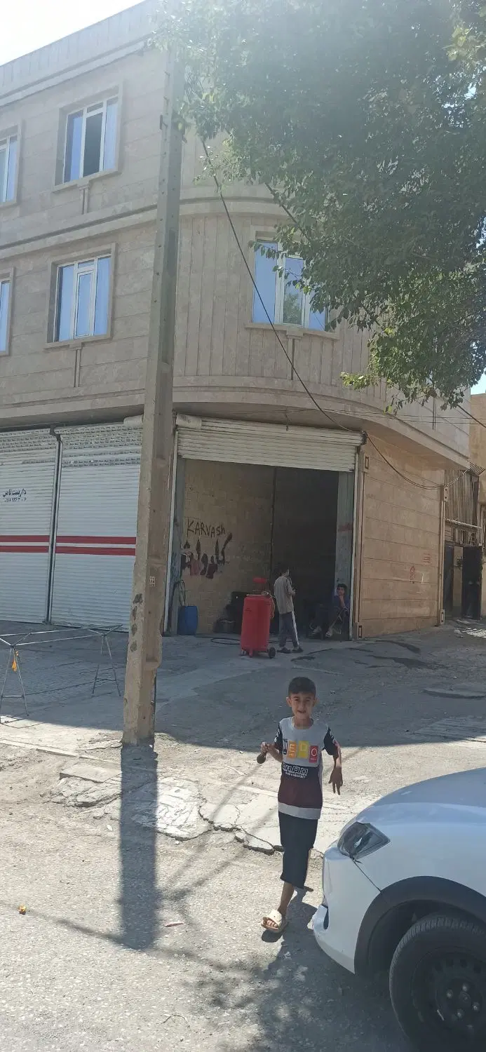 خانه کیهانشهر خیابان اندیشه شرقی  دوبر