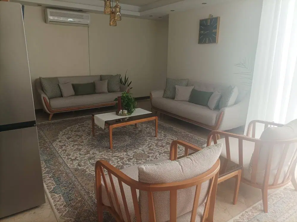 خانه 75 متری ، خوش نقشه یا نورگیر عالی