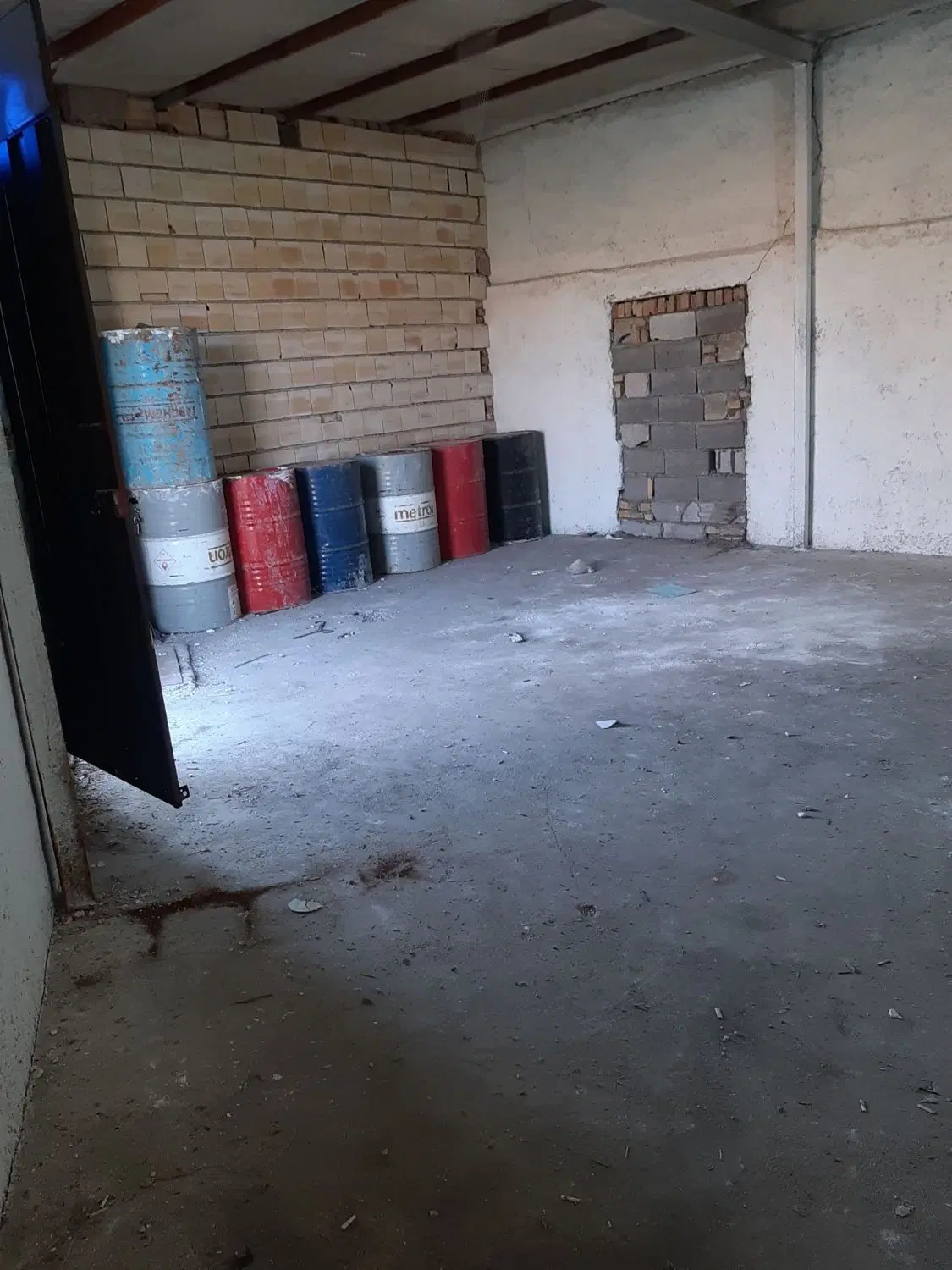 اجاره ۵۰ متر کارگاهی در جاده ی آناخاتون